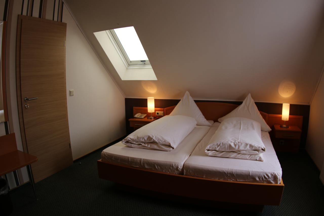Gaestehaus Palmengarten Norimberga Esterno foto